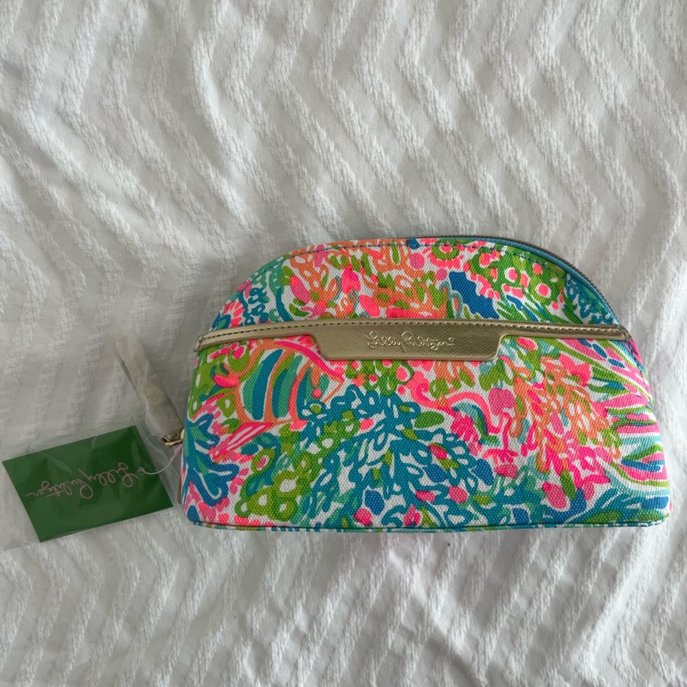 NWT Lilly Pulitzer Shore Cosmetic Case